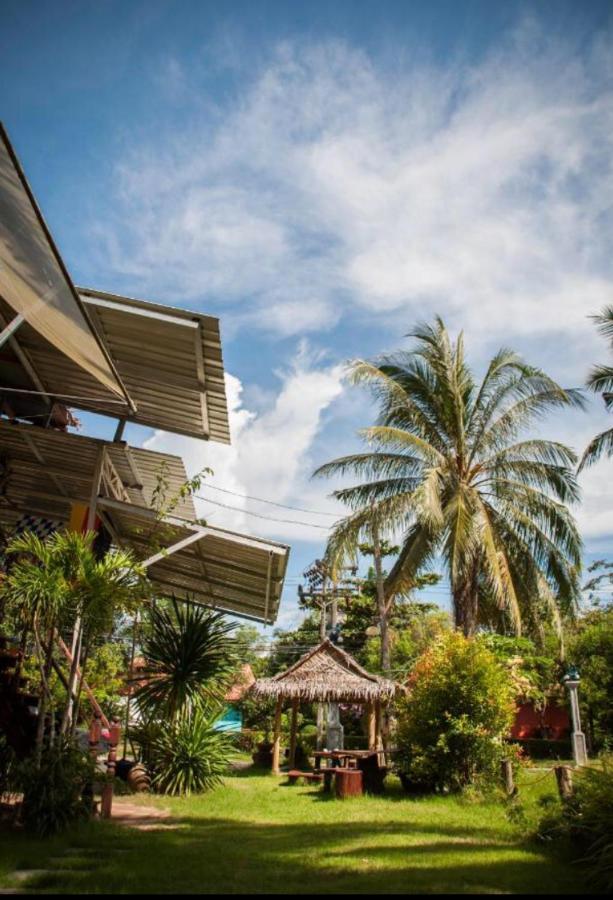 The Lazy Bar And Guesthouse Krabi Zewnętrze zdjęcie
